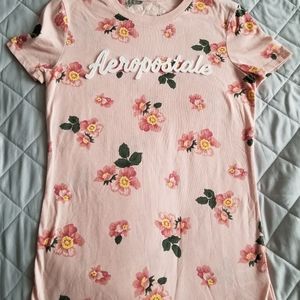 aeropostale size medium classic crew floral shirt